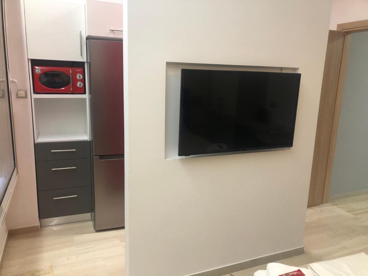 Royal Red Suite No 1, Piraeus Port 外观 照片