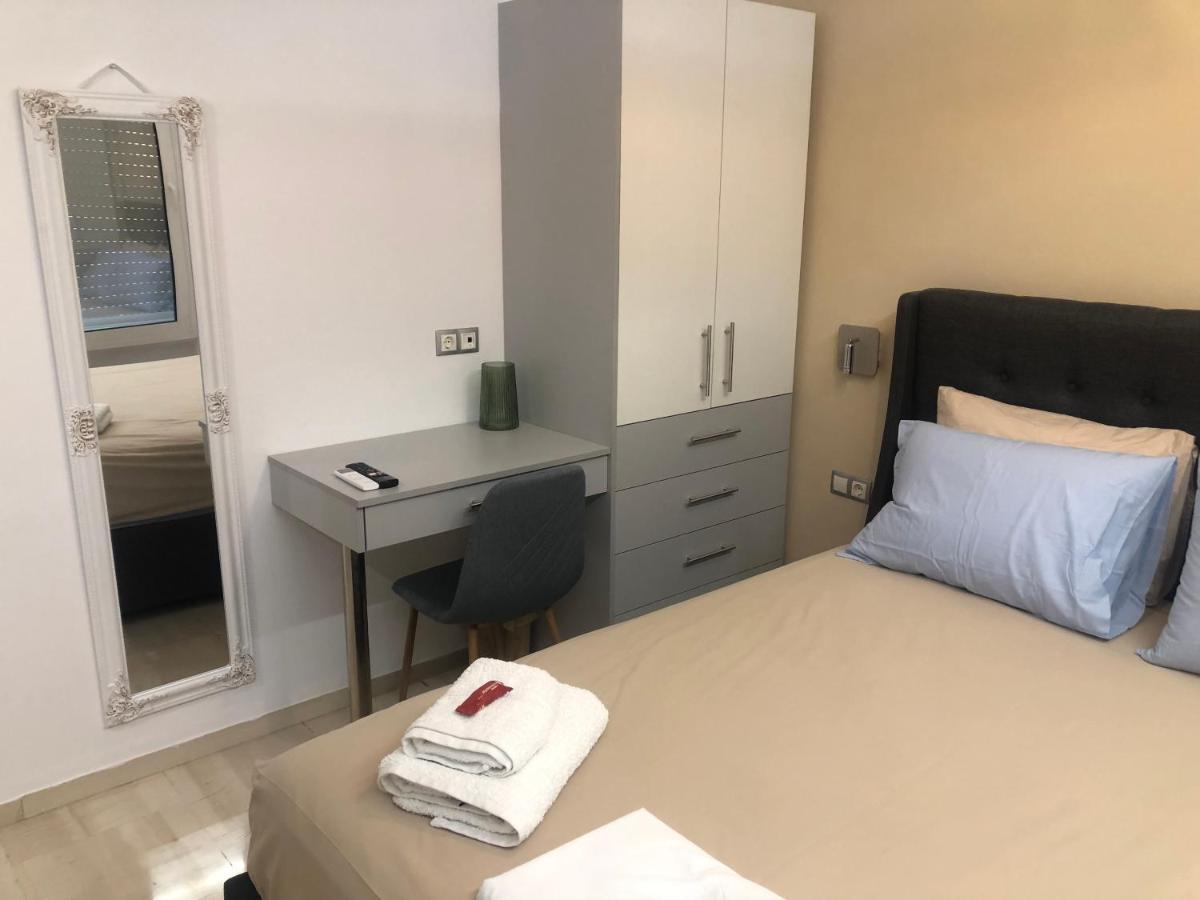 Royal Red Suite No 1, Piraeus Port 外观 照片