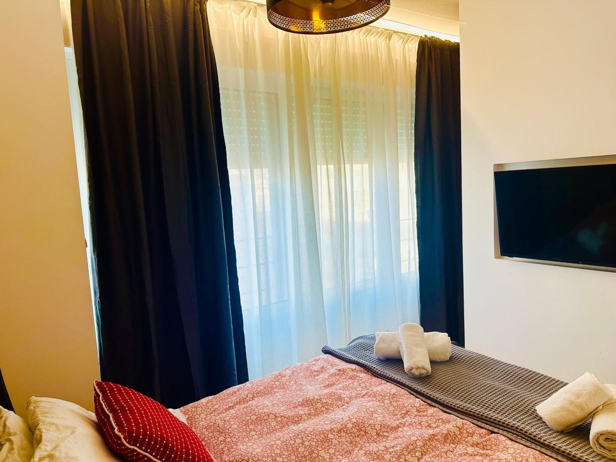 Royal Red Suite No 1, Piraeus Port 外观 照片